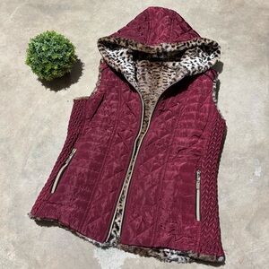 Louise Paris Red Leopard Print Faux Fur Reversible Hooded Vest Size S Fall Cozy
